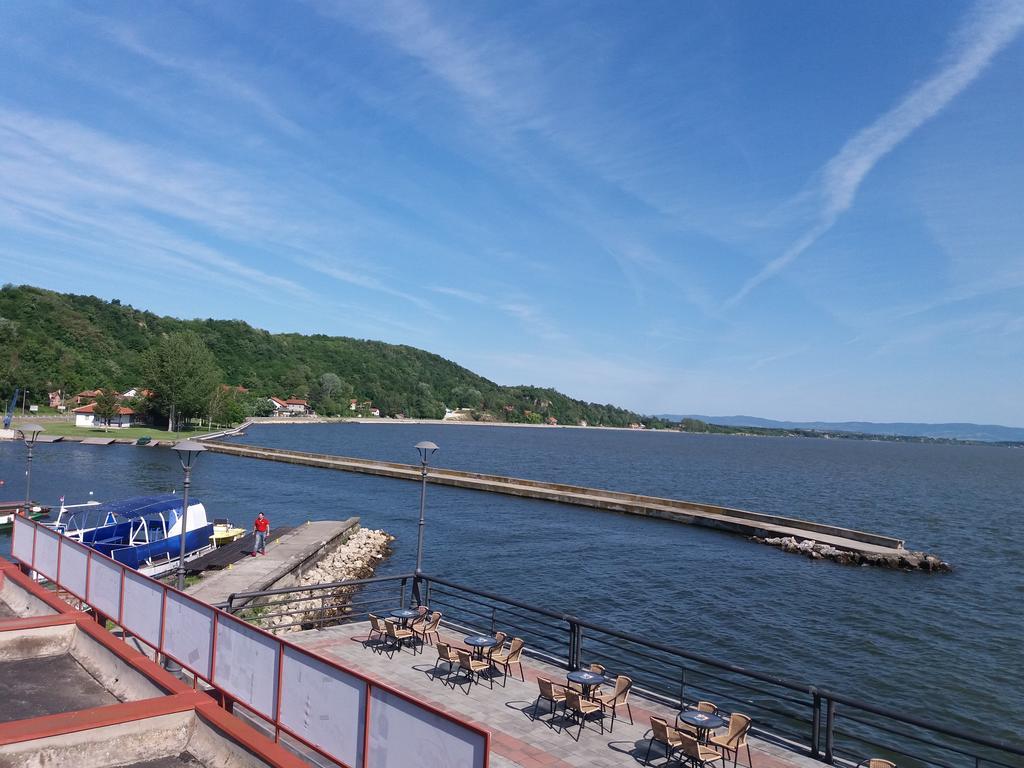 Zlatna Ribica Apartment Golubac Luaran gambar