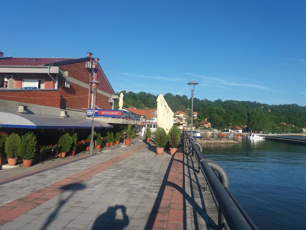 Zlatna Ribica Apartment Golubac Luaran gambar